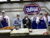 بعد نجاحها في رعاية كبار السن بهولندا.. الدكتورة سميرة سليمان تختار «كشري أبو طارق» وتؤكد: نموذج مشرف للتميز المصري