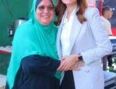 عزيزة عبد العليم.. «أم الغلابة» التي صنعت أثرًا إنسانيًا حقيقيًا وتصدّرت التريند بعطاء ممتد طوال العام