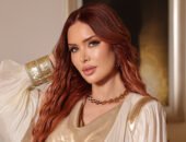 شاهد بالفيديو كليب … الفنانة عايشه عثمان تهدي الامارات اغنية وطنية بعنوان ” فهمتوا السر