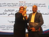 اتحاد الإعلاميين الأفريقي الآسيوي يكرّم الإعلامي التشادي محمد المستور تقديراً لجهوده في تطوير الإعلام وتعزيز الحوار الوطني