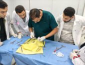 كلية الطب البيطري بجامعة المنوفية الأهلية تنظم برنامجًا تدريبيًا مكثفًا في مهارات وتقنيات خياطة الجروح البيطرية لتنمية المهارات العملية للطلاب